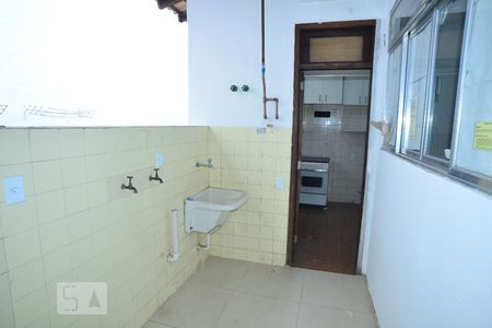 Casa à venda com 220m², 4 quartos e 2 vagasÁrea de Serviço