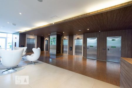 Apartamento à venda com 74m², 2 quartos e 1 vagaÁrea comum