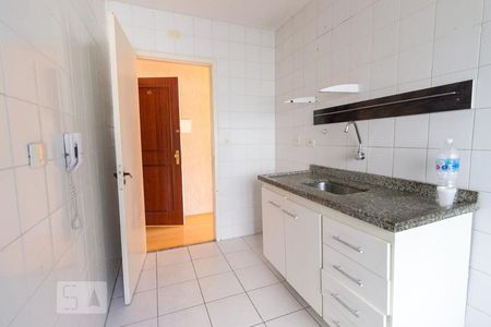 Apartamento à venda com 55m², 2 quartos e 1 vagaCozinha