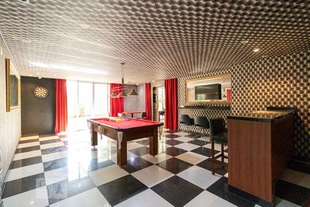 Apartamento para alugar com 43m², 1 quarto e 2 vagas Apartamento para alugar com 43m², 1 quarto e 2 vagasSala de jogos