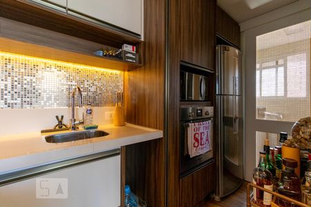 Apartamento para alugar com 43m², 1 quarto e 2 vagas Apartamento para alugar com 43m², 1 quarto e 2 vagasCozinha