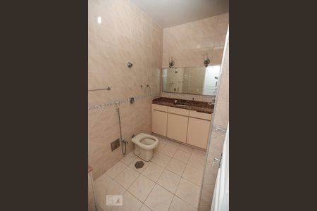 Apartamento para alugar com 74m², 2 quartos e sem vaga Apartamento para alugar com 74m², 2 quartos e sem vagaBanheiro