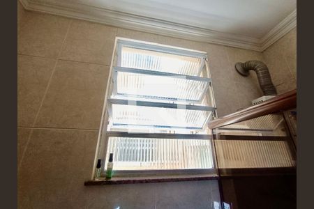 Apartamento para alugar com 90m², 3 quartos e sem vagaBanheiro social