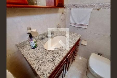 Apartamento para alugar com 90m², 3 quartos e sem vagaBanheiro social