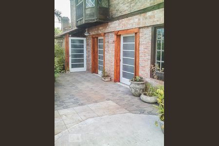 Casa para alugar com 380m², 7 quartos e 2 vagas Casa para alugar com 380m², 7 quartos e 2 vagasQuintal