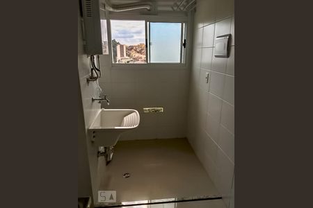Área de Serviço de apartamento para alugar com 2 quartos, 45m² em Jardim Las Vegas, Guarulhos