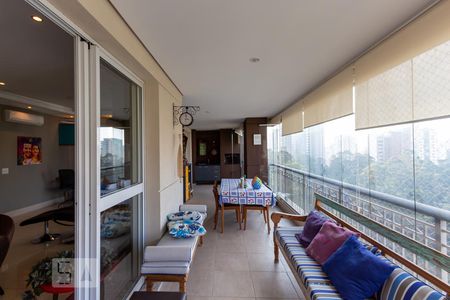 Varanda gourmet de apartamento para alugar com 3 quartos, 200m² em Vila Andrade, São Paulo