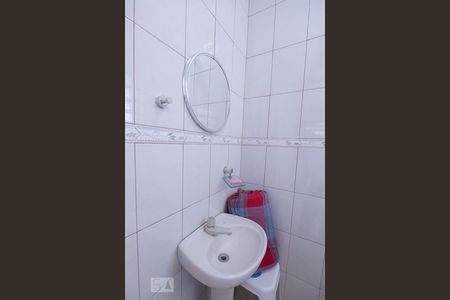 Casa para alugar com 60m², 2 quartos e 1 vagaBanheiro de Serviço