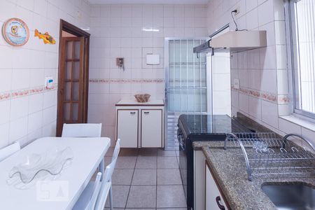 Casa para alugar com 60m², 2 quartos e 1 vagaCozinha