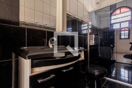 Casa à venda com 185m², 4 quartos e 2 vagasBanheiro Suíte 