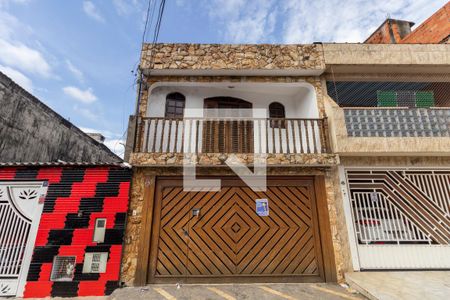 Casa à venda com 185m², 4 quartos e 2 vagasFachada 