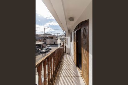 Casa à venda com 185m², 4 quartos e 2 vagasVaranda  Suíte 