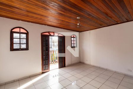 Suíte  de casa para alugar com 4 quartos, 185m² em Vila Nhocune, São Paulo