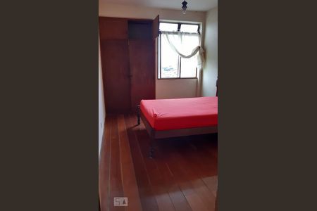 Quarto de apartamento para alugar com 3 quartos, 98m² em Santa Efigênia, Belo Horizonte