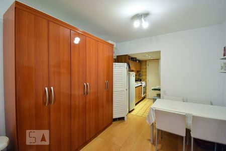 Studio de kitnet/studio para alugar com 1 quarto, 30m² em Cerqueira César, São Paulo