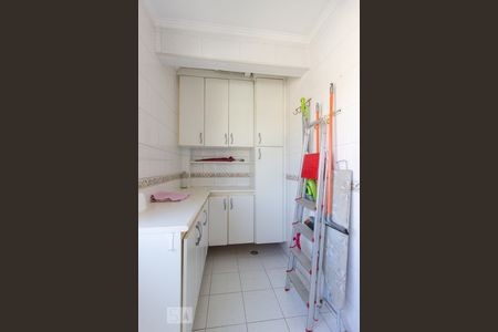 Apartamento para alugar com 65m², 2 quartos e 1 vagaÁrea de Serviço