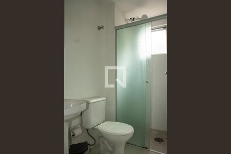 Banheiro de kitnet/studio para alugar com 1 quarto, 37m² em Saúde, São Paulo