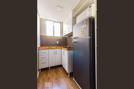Cozinha de kitnet/studio à venda com 1 quarto, 32m² em Cidade Baixa, Porto Alegre