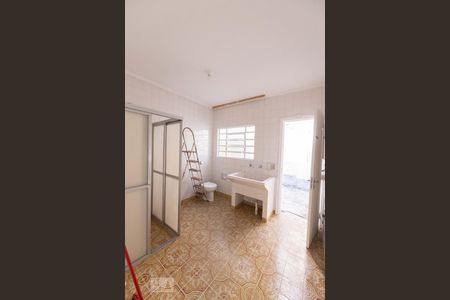 Casa à venda com 300m², 3 quartos e 3 vagasÁrea de Serviço e Banheiro 