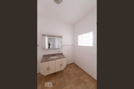 Banheiro Social de casa para alugar com 3 quartos, 214m² em Vila Zelina, São Paulo