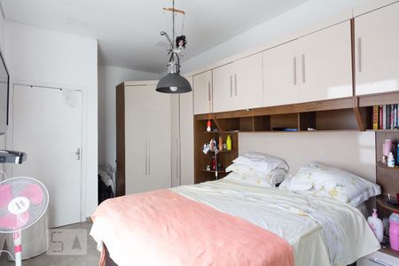 Casa à venda com 140m², 3 quartos e 1 vagaSuíte 1