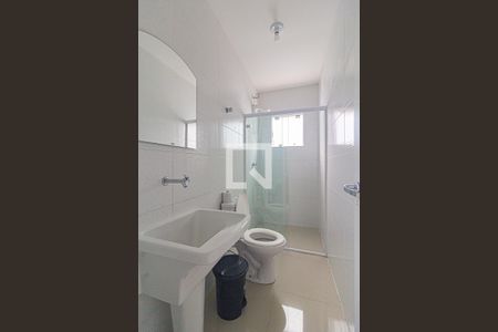 Banheiro de kitnet/studio para alugar com 1 quarto, 35m² em Bairro Alto, Curitiba