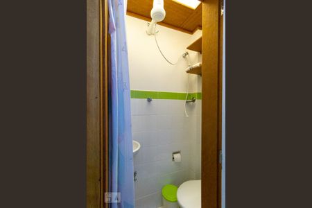 Apartamento à venda com 100m², 3 quartos e sem vaga Apartamento à venda com 100m², 3 quartos e sem vagaBanheiro de Serviço