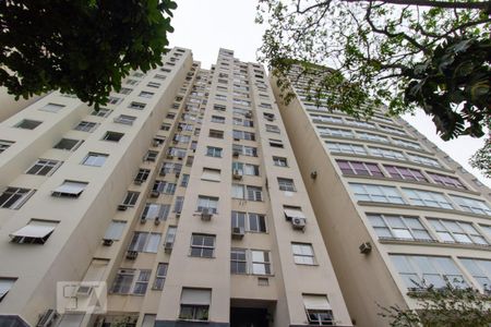 Apartamento à venda com 100m², 3 quartos e sem vaga Apartamento à venda com 100m², 3 quartos e sem vagaFachada