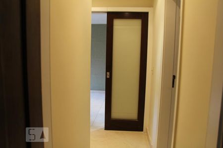 Corredor de apartamento para alugar com 2 quartos, 72m² em Glória, Rio de Janeiro