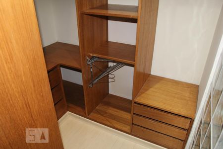 Closet de apartamento para alugar com 2 quartos, 72m² em Glória, Rio de Janeiro