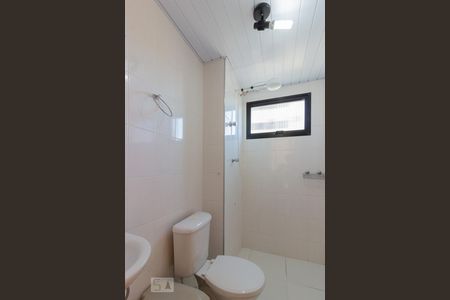 Banheiro de apartamento para alugar com 2 quartos, 62m² em Jardim Promissão, São Paulo