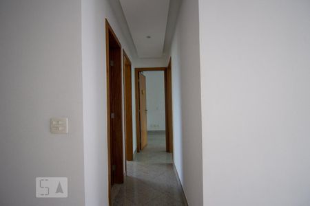 Corredor de apartamento para alugar com 3 quartos, 100m² em Recreio dos Bandeirantes, Rio de Janeiro