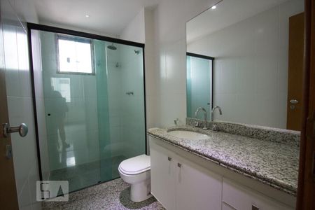 Banheiro - Suite de apartamento para alugar com 3 quartos, 100m² em Recreio dos Bandeirantes, Rio de Janeiro