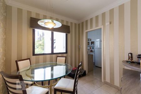 Apartamento à venda com 176m², 3 quartos e sem vagaCopa