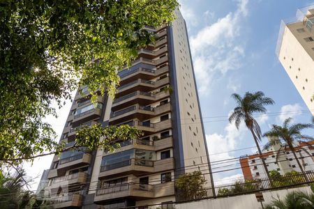 Apartamento à venda com 176m², 3 quartos e sem vagaFachada