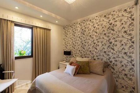 Apartamento à venda com 176m², 3 quartos e sem vagaSuíte 2