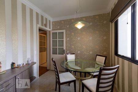 Apartamento à venda com 176m², 3 quartos e sem vagaCopa