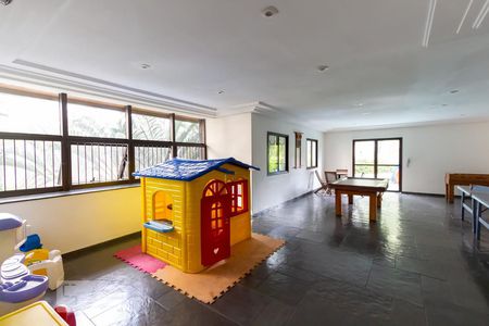 Apartamento à venda com 176m², 3 quartos e sem vagaBrinquedoteca