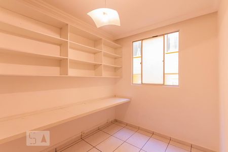 Quarto 1 de apartamento para alugar com 2 quartos, 42m² em São João Batista (venda Nova), Belo Horizonte