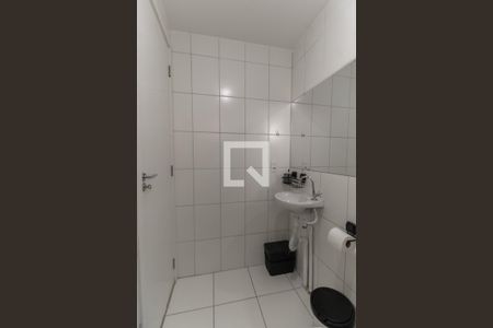 Banheiro de apartamento à venda com 1 quarto, 24m² em Vila Campanela, São Paulo