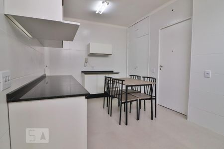 Cozinha de apartamento à venda com 3 quartos, 160m² em Jardim Paulista, São Paulo