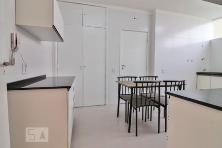 Cozinha de apartamento à venda com 3 quartos, 160m² em Jardim Paulista, São Paulo