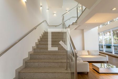 Apartamento para alugar com 99m², 3 quartos e 1 vaga Apartamento para alugar com 99m², 3 quartos e 1 vagaHall social