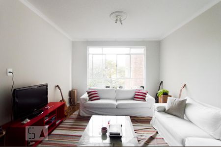 Apartamento à venda com 126m², 3 quartos e 1 vaga Apartamento à venda com 126m², 3 quartos e 1 vagaSala