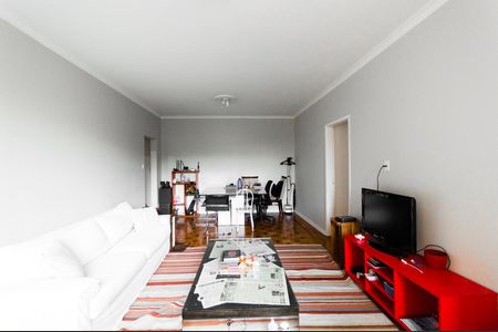 Apartamento à venda com 126m², 3 quartos e 1 vaga Apartamento à venda com 126m², 3 quartos e 1 vagaSala