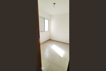 Quarto 1 de apartamento para alugar com 2 quartos, 35m² em Vila Aricanduva, São Paulo