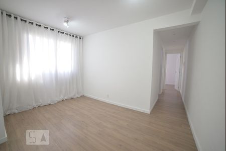 Sala de apartamento para alugar com 2 quartos, 40m² em Cambuci, São Paulo