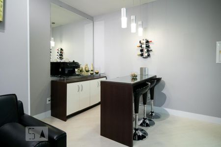 Apartamento para alugar com 38m², 1 quarto e 1 vaga Apartamento para alugar com 38m², 1 quarto e 1 vagaSala