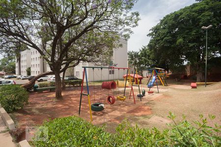 Apartamento à venda com 49m², 2 quartos e 1 vagaÁrea Comum - Playground