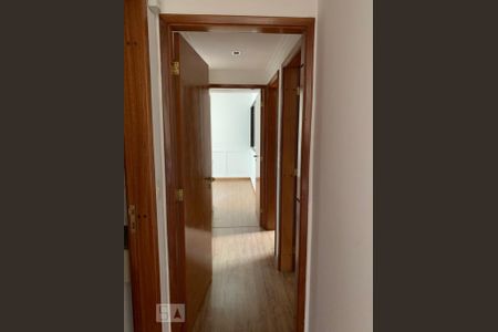 Corredor de apartamento para alugar com 3 quartos, 112m² em Perdizes, São Paulo